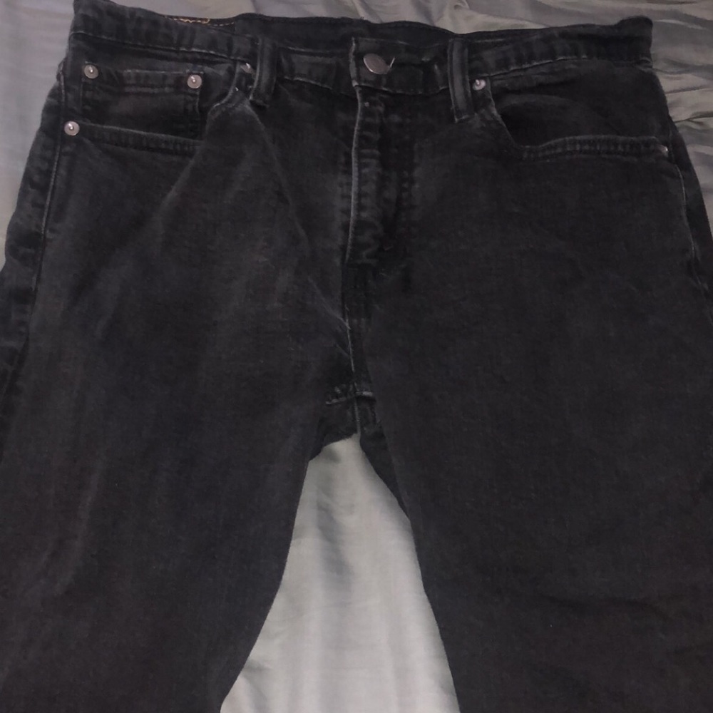 Black Levi’s Jeans
